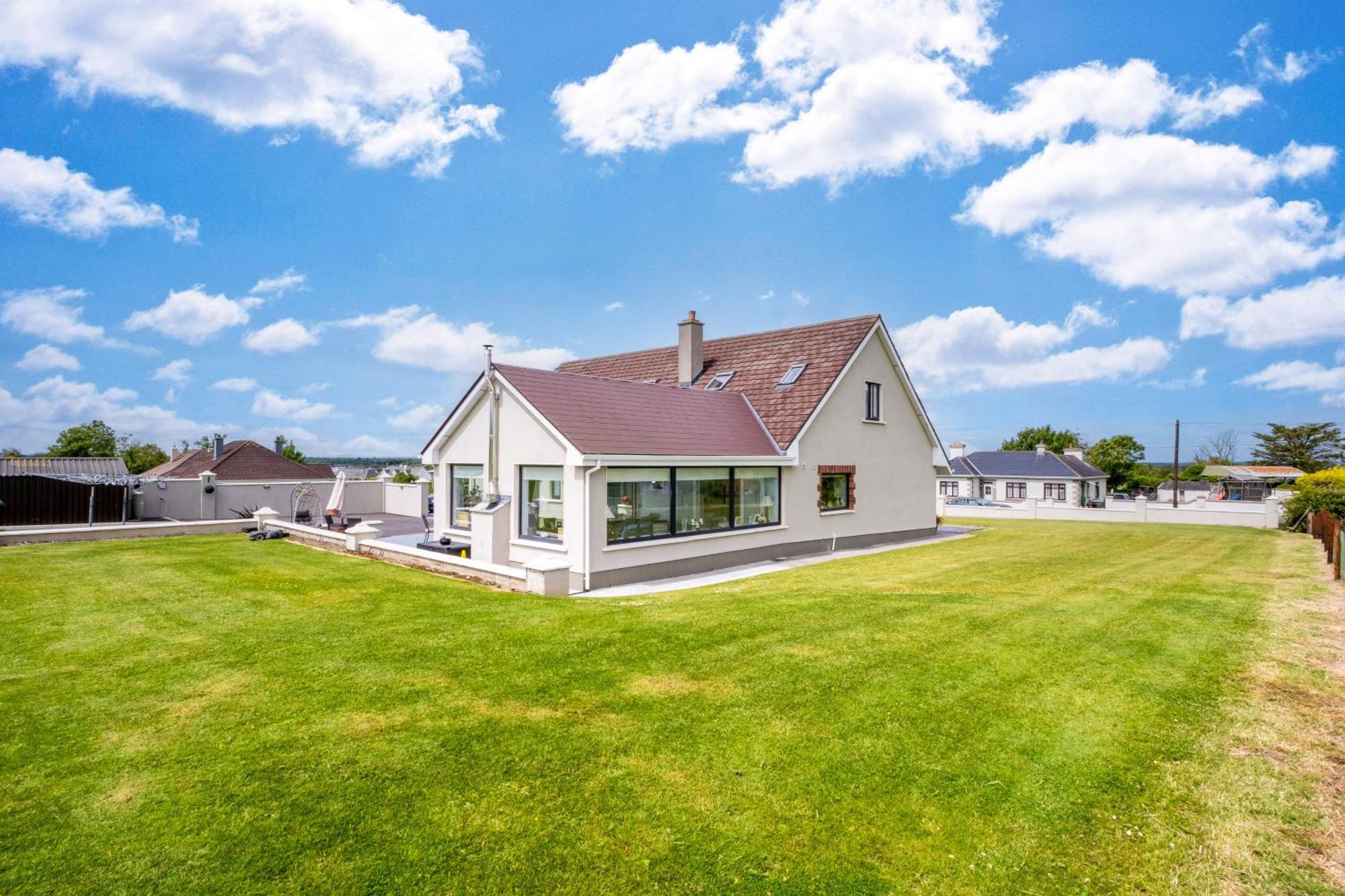 Keeraun Hill Bed & Breakfast Banagher Exterior photo
